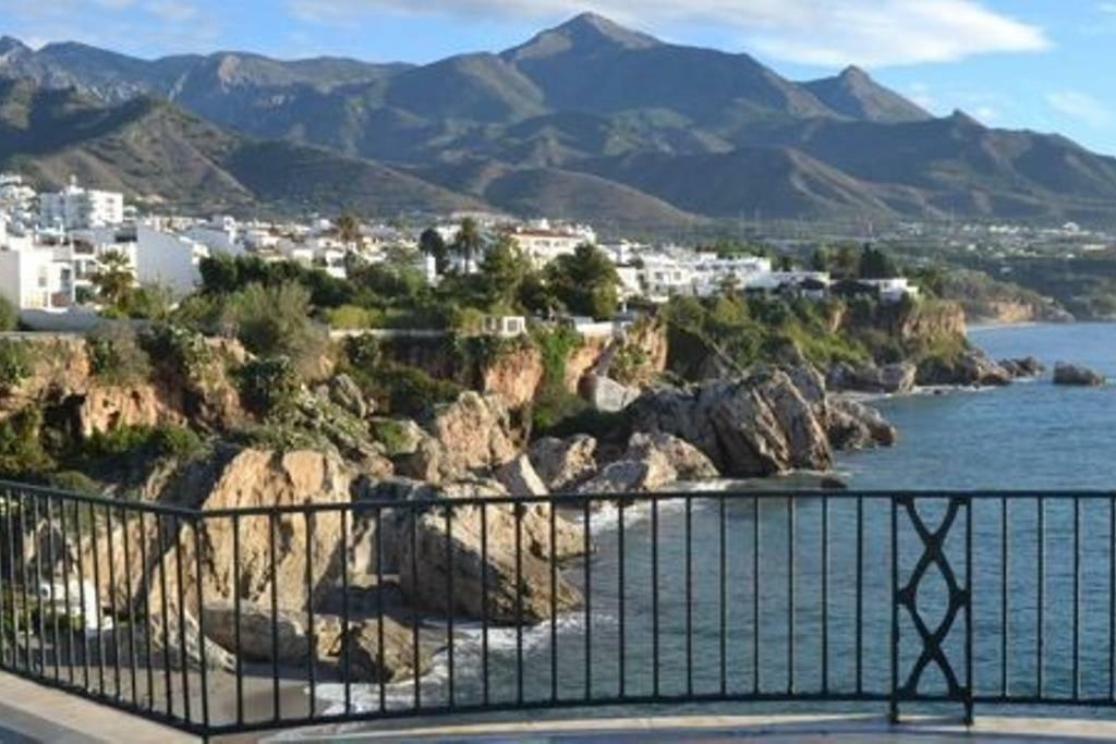 Casa Rocio En Nerja Appartement Buitenkant foto
